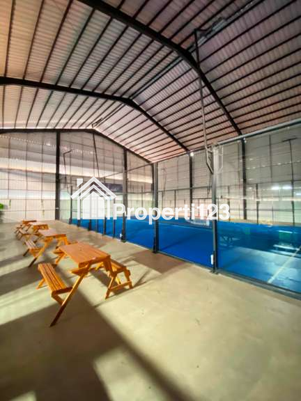 Gedung Lapangan Padel Aktif Dekat Jalan Perjuangan Bekasi Utara - 4