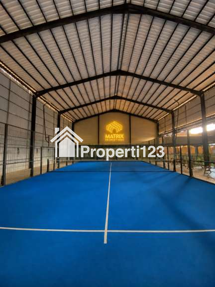 Gedung Lapangan Padel Aktif Dekat Jalan Perjuangan Bekasi Utara - 10