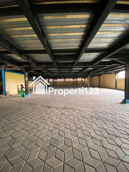 Gedung Lapangan Padel Aktif Dekat Jalan Perjuangan Bekasi Utara - 20
