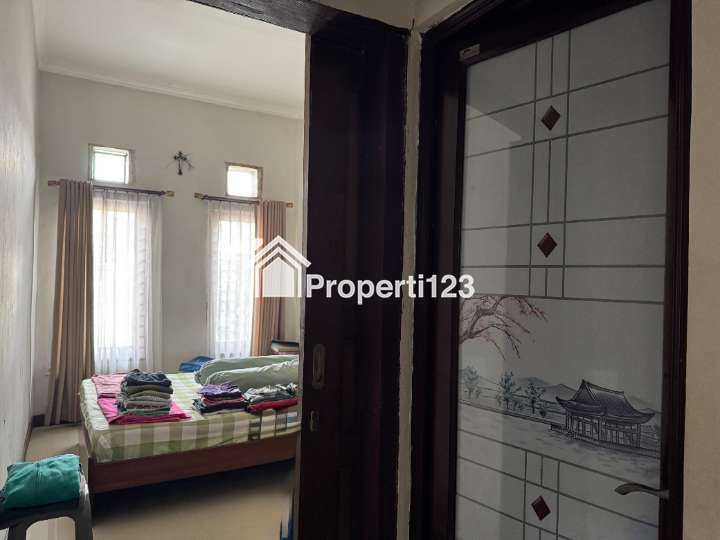JUAL RUMAH DI BANDUNG SIAP HUNI LOKASI STRATEGIS BEBAS BANJIR DEKAT SEKOLAH DAN RUMAH SAKIT - 5