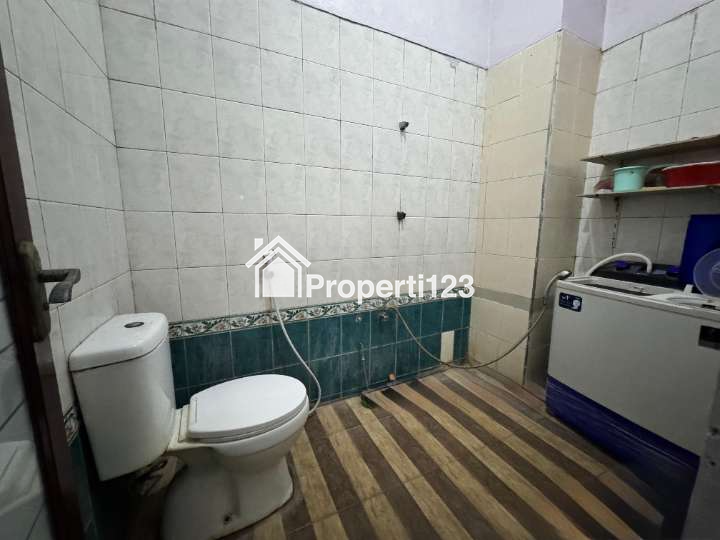 JUAL RUMAH DI BANDUNG SIAP HUNI LOKASI STRATEGIS BEBAS BANJIR DEKAT SEKOLAH DAN RUMAH SAKIT - 10