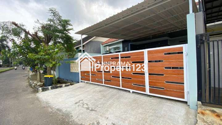 Rumah second 1,5 lantai terawat di Bella Casa Residence Depok - 2