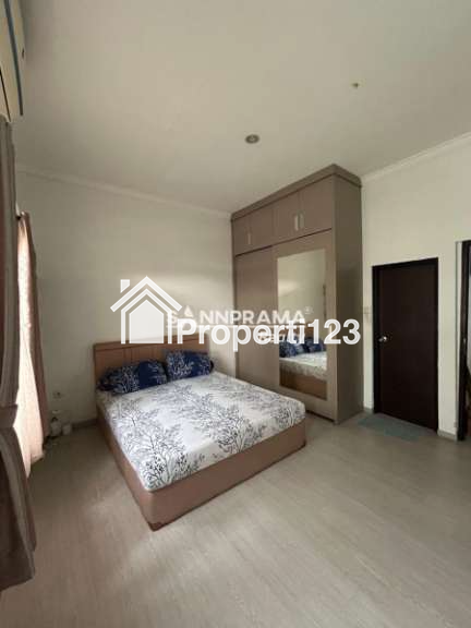 Rumah second 1,5 lantai terawat di Bella Casa Residence Depok - 5