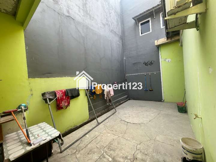 Dijual Kontarakan 3 Pintu di Puri Harapan, Bekasi - 2