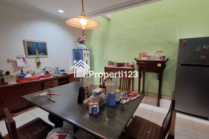 Rumah Strategis Mandala Tomang Jakarta Barat - 8