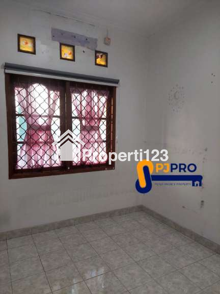 Dijual Rumah Siap Huni dengan Harga Murah di Harapan Indah Bekasi - 6