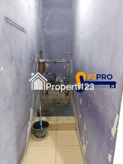 Dijual Rumah Siap Huni dengan Harga Murah di Harapan Indah Bekasi - 9