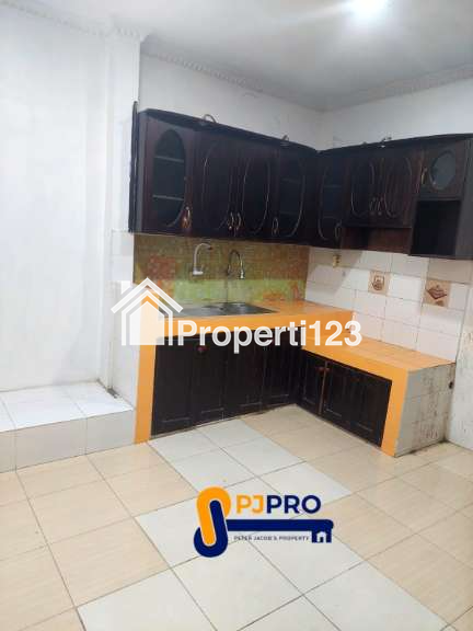 Dijual Rumah Siap Huni dengan Harga Murah di Harapan Indah Bekasi - 7