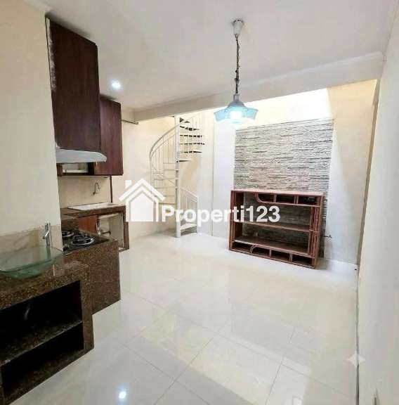 Rumah Murah Baru Renovasi Di Gunungsari Indah Wiyung Surabaya Selatan - 8