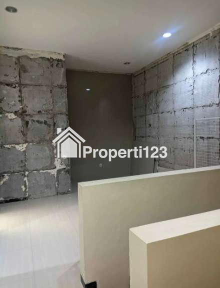 Rumah Minimalis Modern Di Peurmahan Koala Regency Rungkut Surabaya - 5