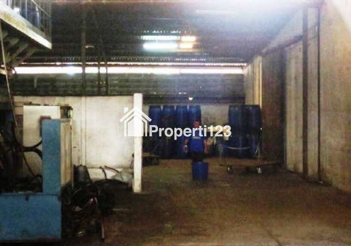 Dijual Murah Gudang di Jalan Raya Kaliabang Tengah, Bekasi Utara, Bekasi - 9