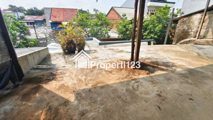 Dijual Rumah 1,5 Lantai Siap Huni di Jalan Gandaria Selatan Pengasinan Rawalumbu Kota Bekasi - 9