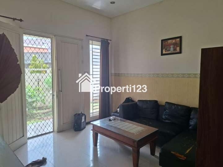 Rumah Semi Furnished Di Klampis aji Sukolilo SUrabaya Timur - 4