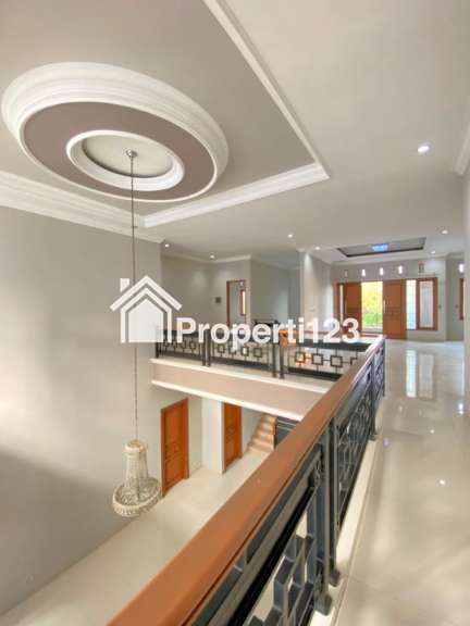 Rumah Mewah Komplek Kavling Marinir Pondok Kelapa Jakarta Timur - 11