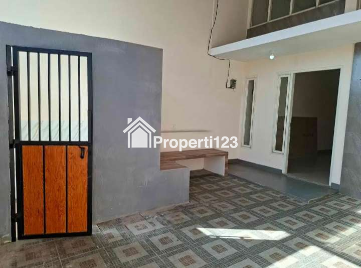 Rumah Murah Baru Renovasi Lokasi Medayu Utara Rungkut Surabaya Timur - 2