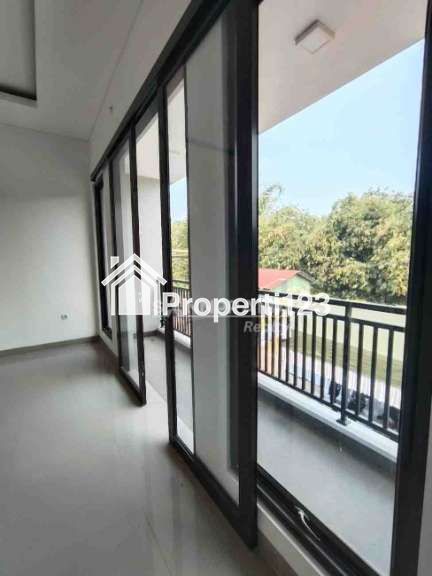 Rumah mewah 2 lantai murah siap huni dikawasan sentul bogor - 9