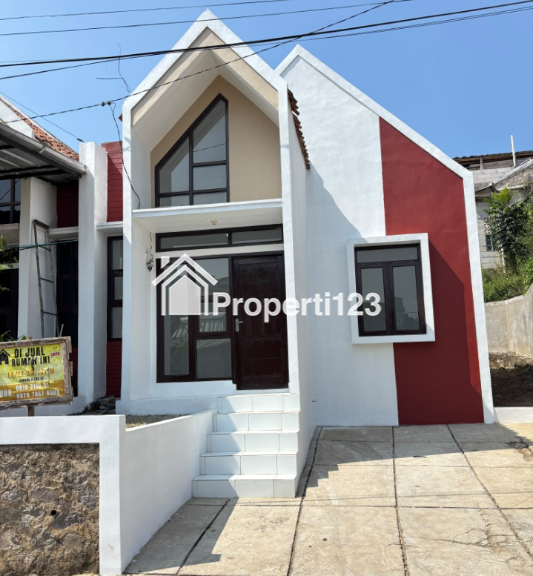 Rumah modern pinggir jalan desa Cilengkrang Bandung timur - 2