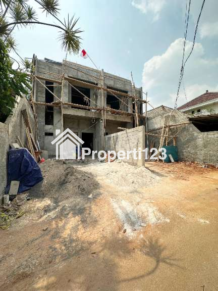 Rumah mewah 2lantai American Classic di Cipayung Jakarta Timur - 5