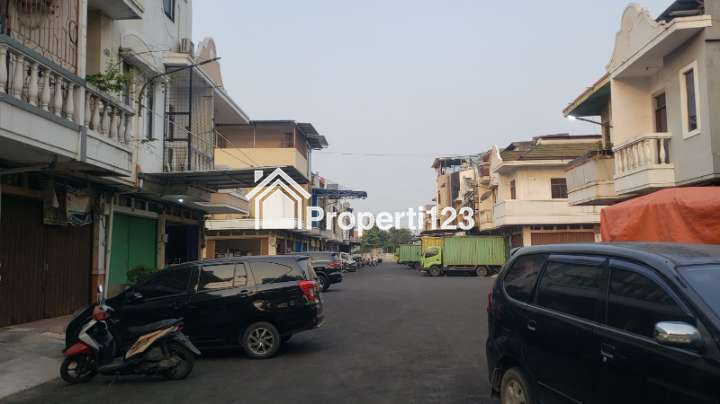 Disewakan Ruko Fantasi di Taman Palem Lestari, Cengkareng, Jakarta Barat - 3