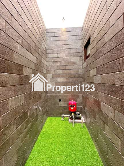 Rumah mewah 2lantai di Pondok Bambu Duren Sawit Jakarta Timur - 4