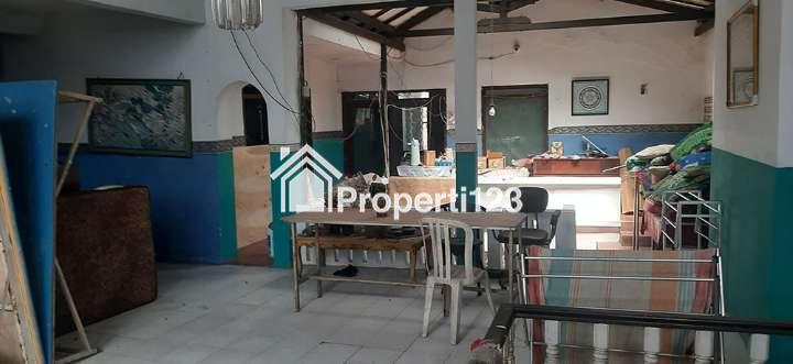 Rumah dan Kost 17 Kamar Hitung Tanah Lokasi Premium Super Strategis Dekat Alun-alun  UNLA UNPAS Perkantoran Pertokoan Hiburan Kuliner di Sayap Jl. Karapitan  Bandung - 11