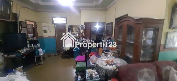 Rumah dan Kost 17 Kamar Hitung Tanah Lokasi Premium Super Strategis Dekat Alun-alun  UNLA UNPAS Perkantoran Pertokoan Hiburan Kuliner di Sayap Jl. Karapitan  Bandung - 12