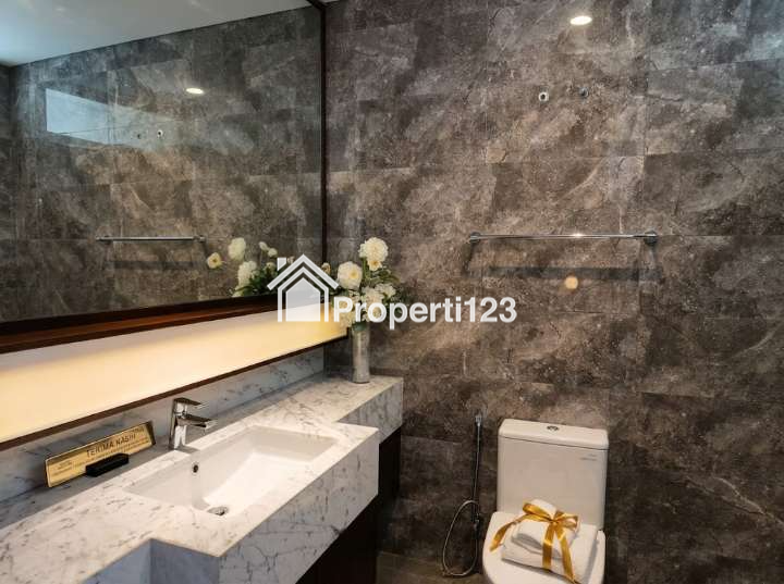 DIJUAL RUMAH MEWAH TEPI DANAU DI PODOMORO PARK BANDUNG - CLUSTER BRAHMAPURI TIPE SAGARA HOOK - 8