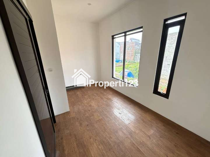 dijual rumah mewah pinggir jalan lokasi strategis pinggir jalan utama di cimahi utara cipageran - 3
