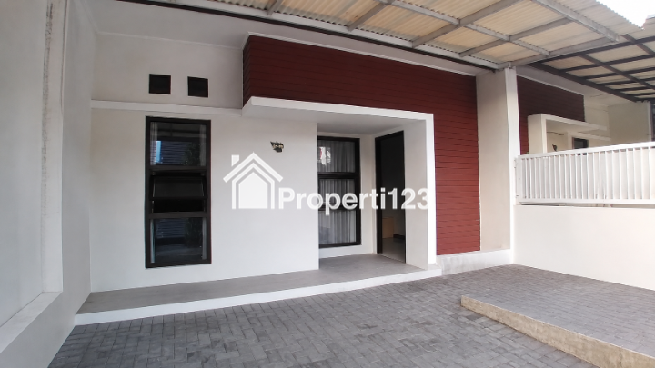 Rumah Siap Huni Komplek Taman Kopo Katapang Soreang Bandung - 2