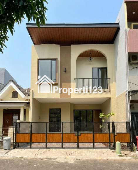 Rumah baru siap huni di Kencana Loka BSD - 1