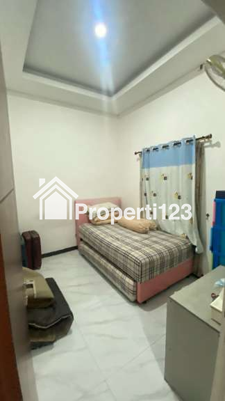 Rumah Cantik Minimalis Modern Di Jambangan Surabaya selatan - 7