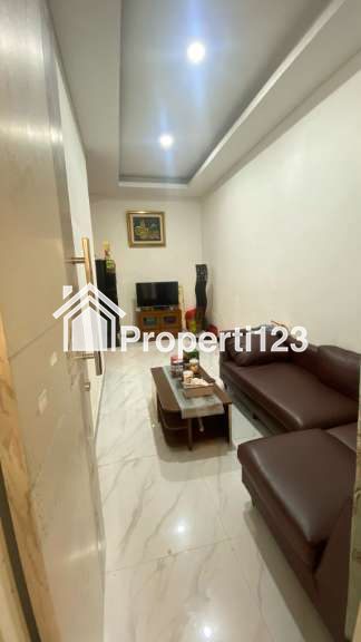Rumah Cantik Minimalis Modern Di Jambangan Surabaya selatan - 6