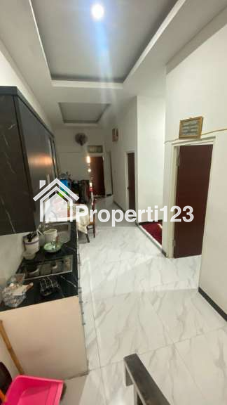 Rumah Cantik Minimalis Modern Di Jambangan Surabaya selatan - 3