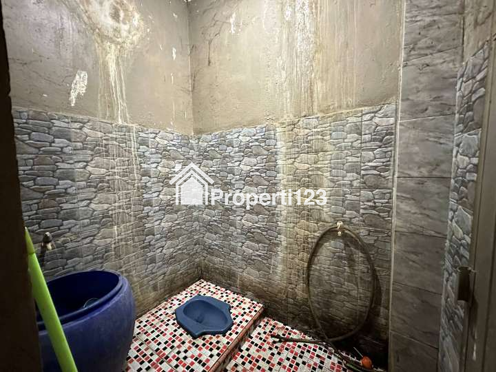 Dijual Ruko 2 Lantai Strategis di Kalisari Pasar Rebo Jakarta Timur - 6