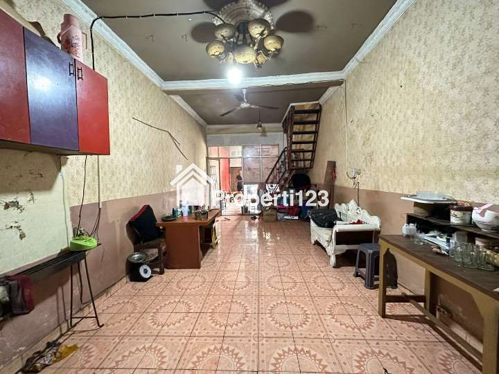 Dijual Ruko 2 Lantai Strategis di Kalisari Pasar Rebo Jakarta Timur - 4