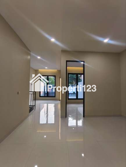 Rumah Baru Minimalis Modern Di Manyar Jaya Sukolilo Surabaya - 12