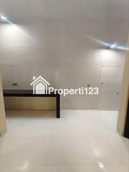 Rumah Baru Minimalis Modern Di Manyar Jaya Sukolilo Surabaya - 9