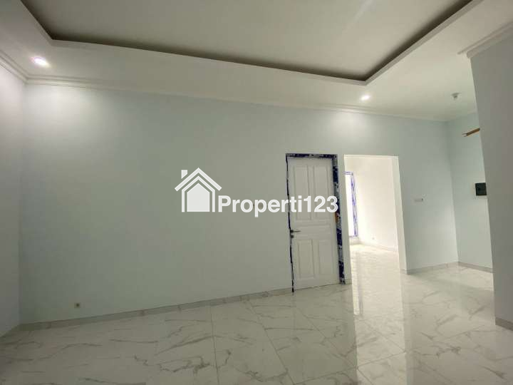 Rumah Baru Gress Bukit Palma Citraland Surabaya Barat - 11