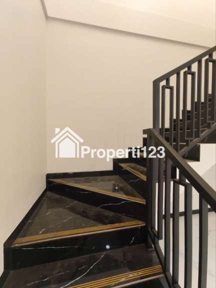 Rumah Baru Minimalis Modern Di Perumahan Pantai Mentari Kenjeran Surabaya - 8