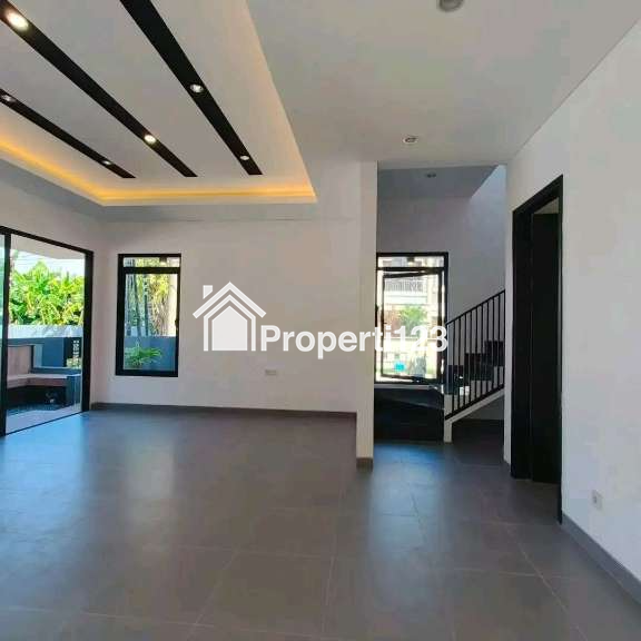 Rumah Baru Hook Scandinavian Style Di Babatan Pantai Mulyorejo Surabaya Timur - 7
