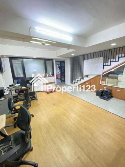 Ruko SOHO 2 Muka Kemang Selatan Cilandak Timur Jakarta Selatan - 9