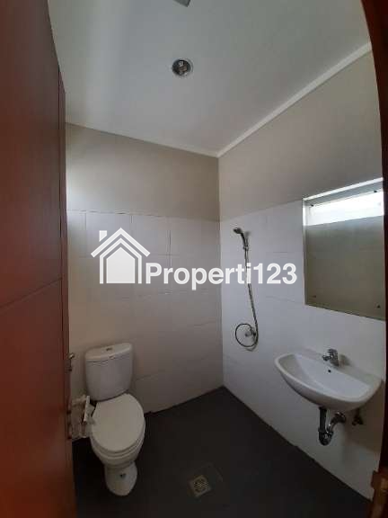 DIJUAL RUMAH PREMIER VILLAGE CIPONDOH BLOK E12 - 5
