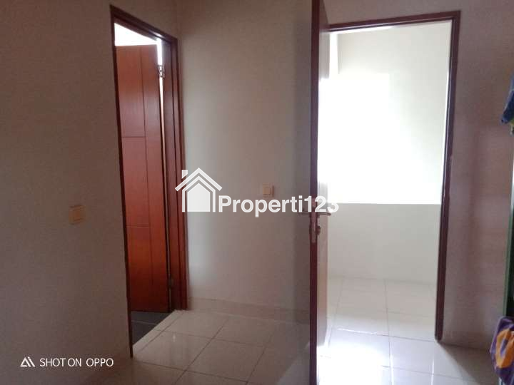 DIJUAL RUMAH PREMIER VILLAGE CIPONDOH BLOK E12 - 7