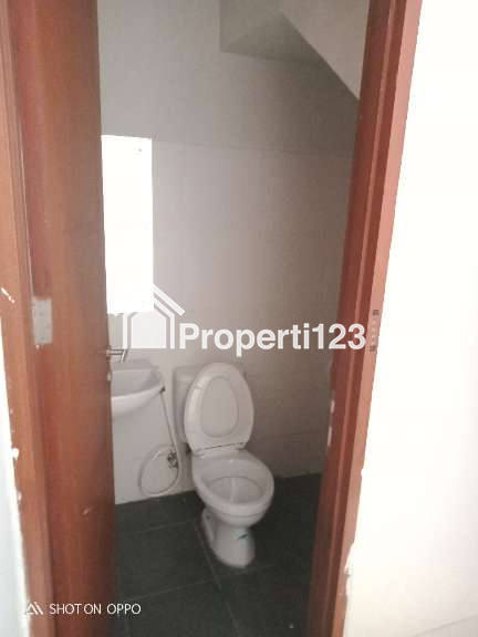 DIJUAL RUMAH PREMIER VILLAGE CIPONDOH BLOK E12 - 8