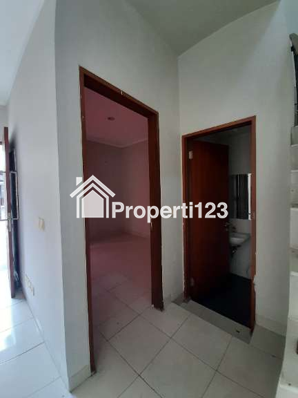 DIJUAL RUMAH PREMIER VILLAGE CIPONDOH BLOK E12 - 4