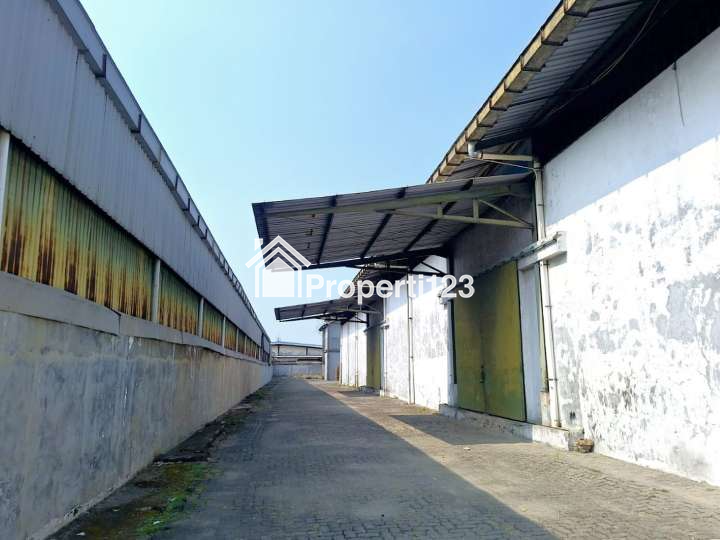 Gudang Ex Pabrik Dalam Kawasan Industri Lippo Cikarang - 6