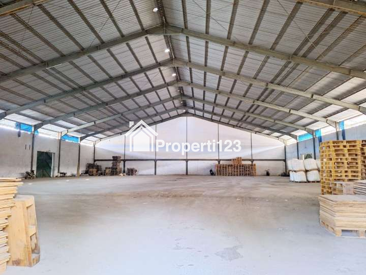 Gudang Ex Pabrik Dalam Kawasan Industri Lippo Cikarang - 5