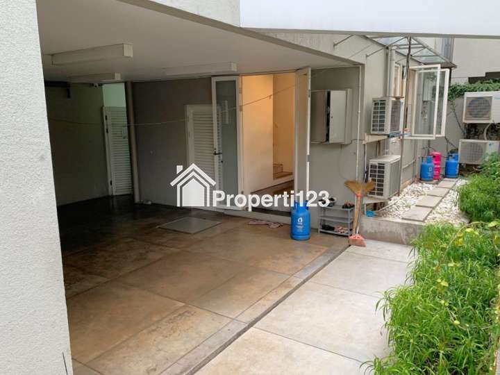 Rumah Hoek Siap Huni Villa Gading Indah Kelapa Gading Jakarta Utara - 13