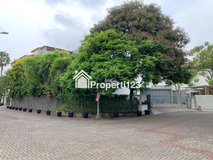 Rumah Hoek Siap Huni Villa Gading Indah Kelapa Gading Jakarta Utara - 1