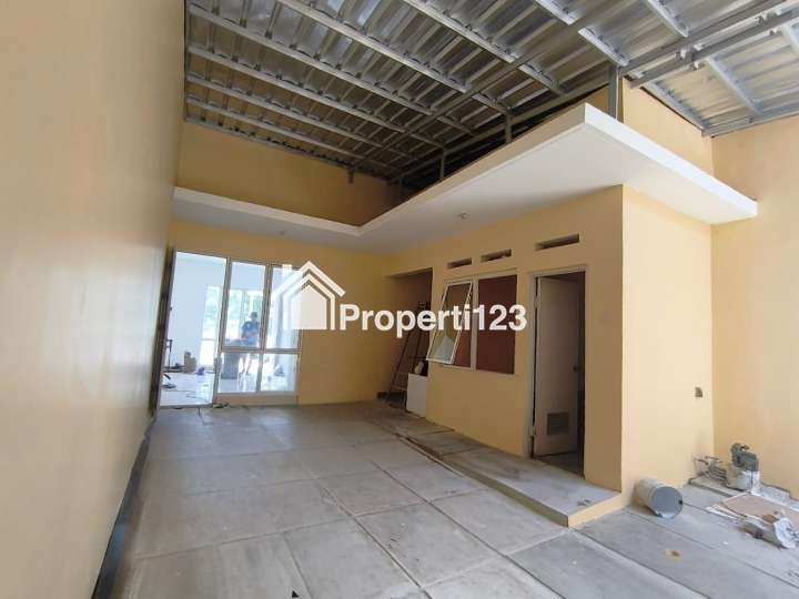 Rumah Siap Huni Samping Taman Cluster Samata Harapan Indah Bekasi - 4